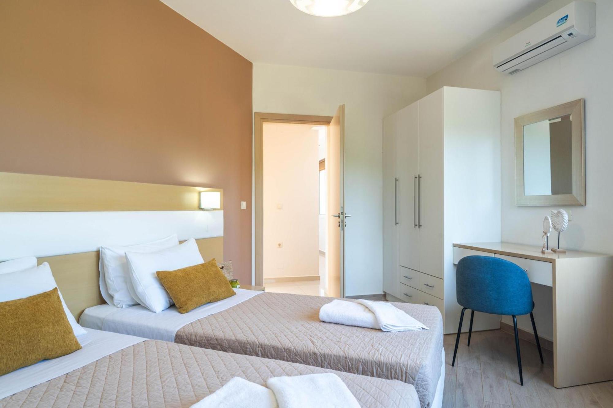 Villa Ariella With Sea View Agia Marina 외부 사진